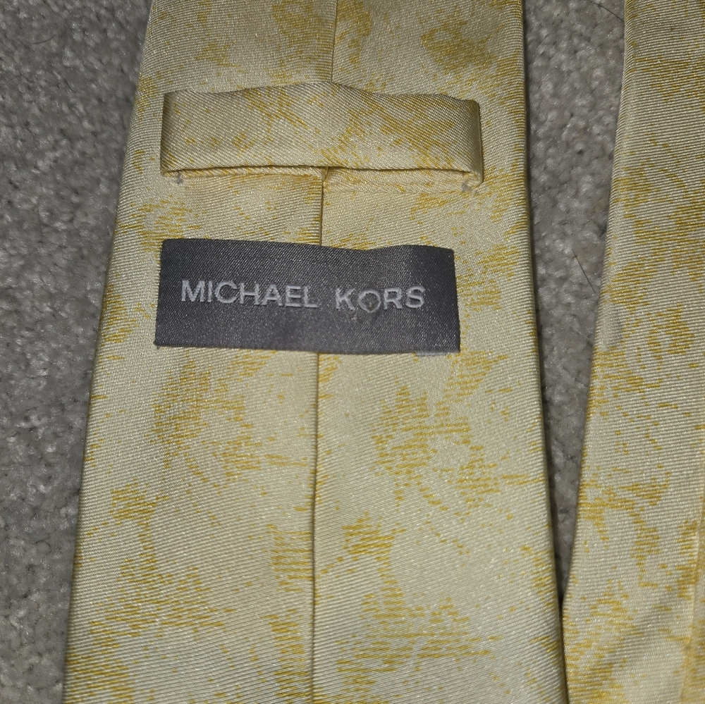 Michael Kors Yellow Silk Tie